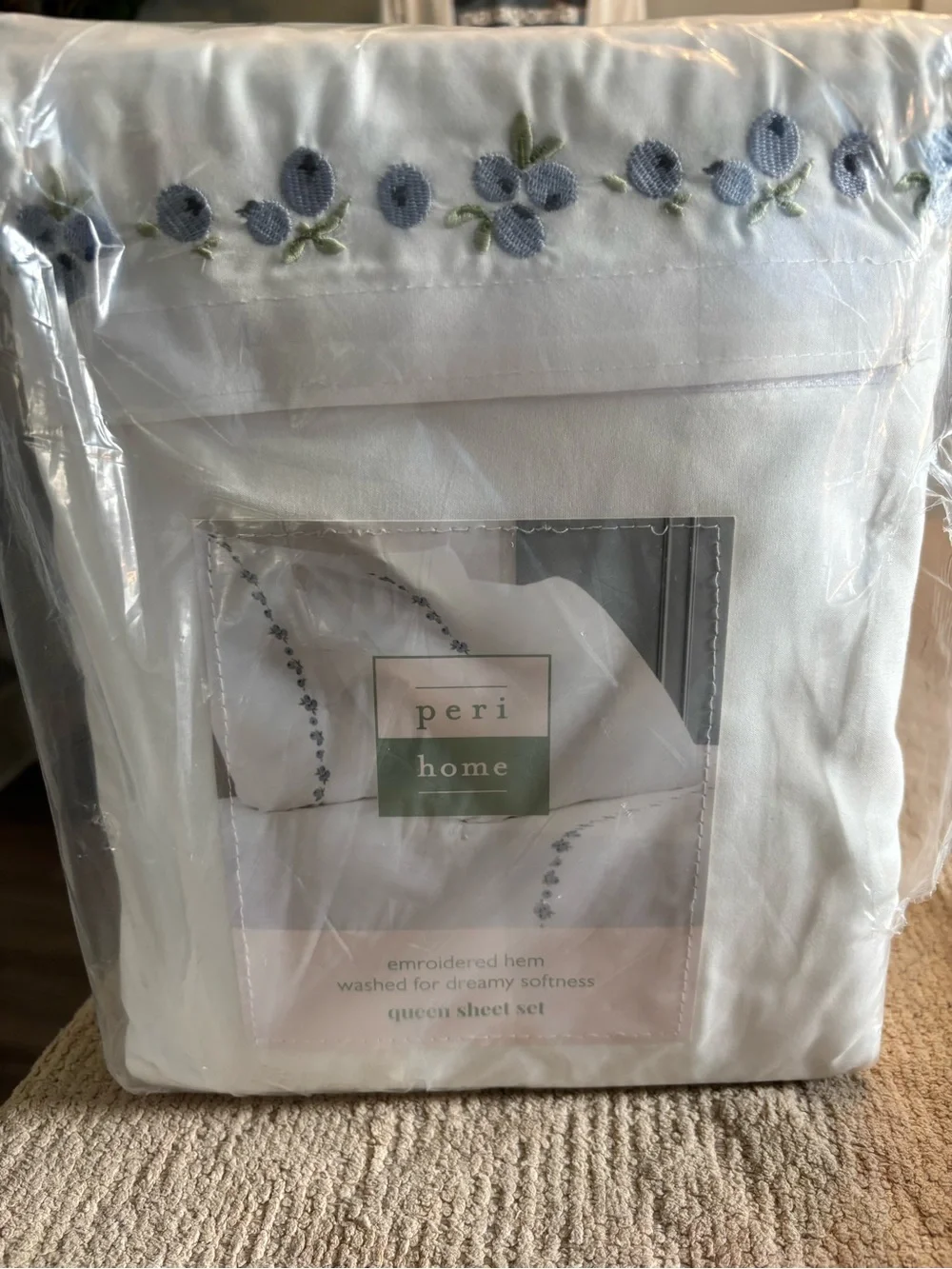 Pero home Embroidered Blueberry Sheet Set Queen